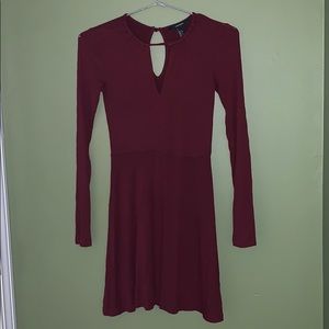 Midi burgundy dress